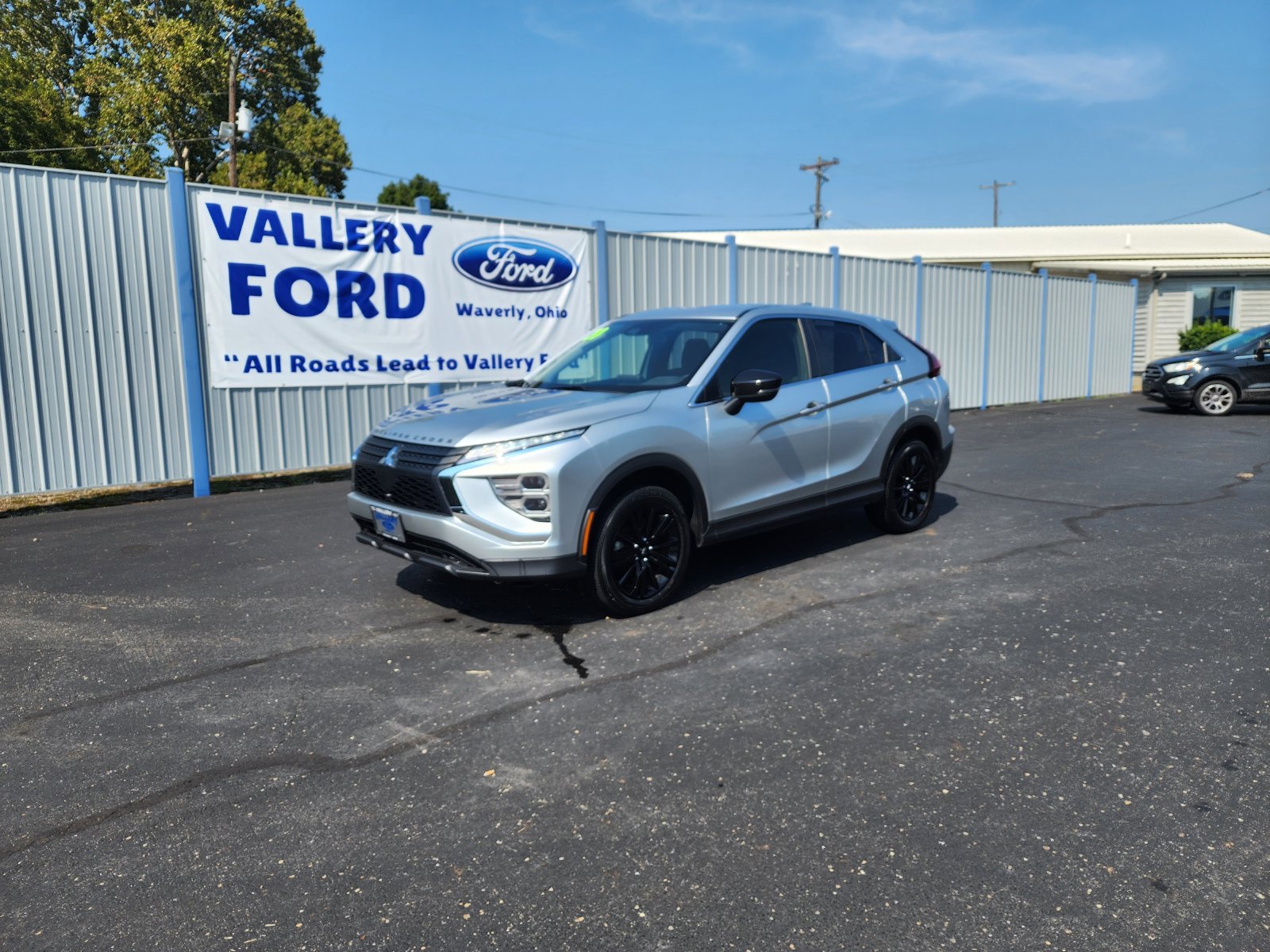 Used 2024 Mitsubishi Eclipse Cross LE AWD/4WD image 1