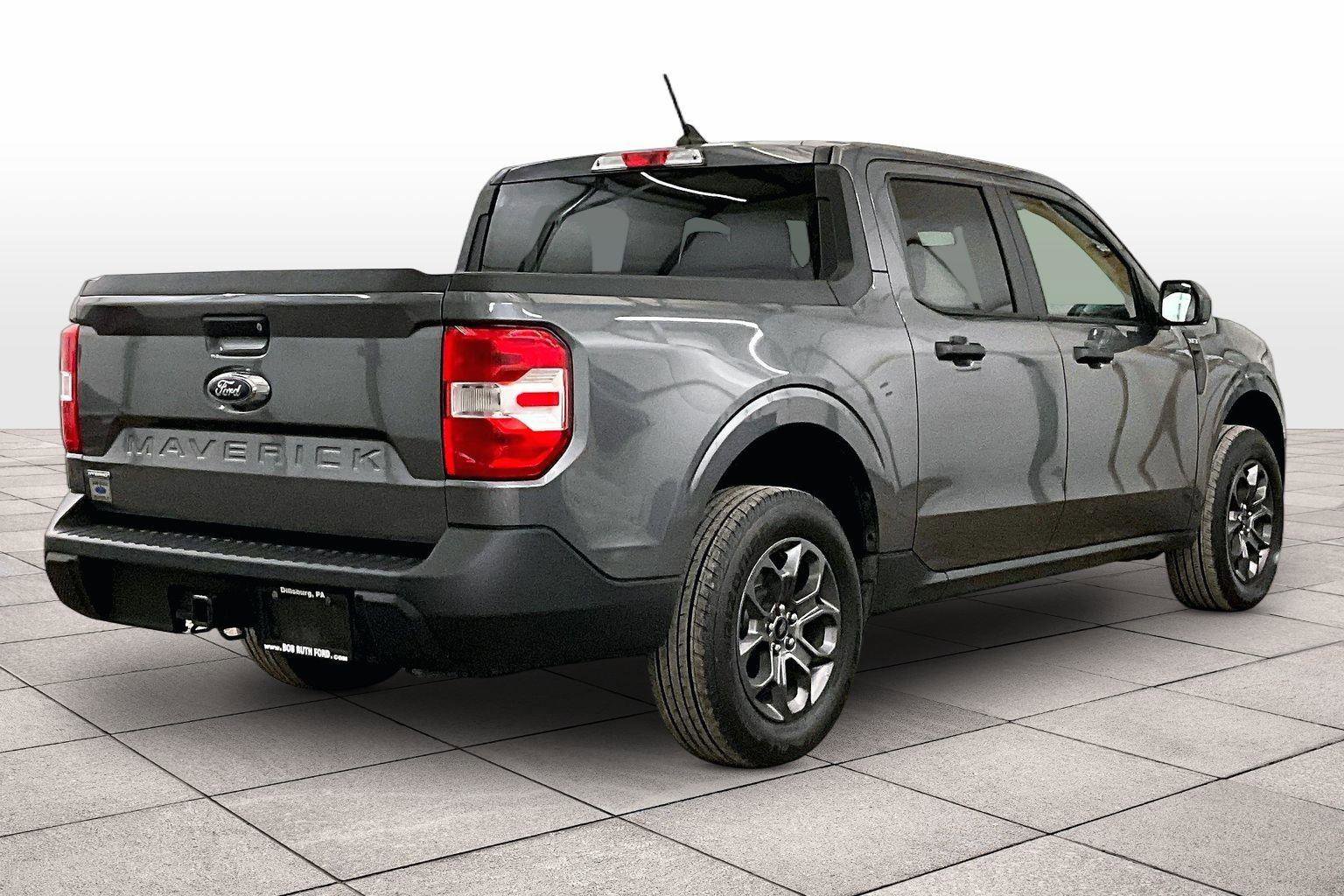 Certified 2024 Ford Maverick XLT w/ XLT Luxury Package image 11