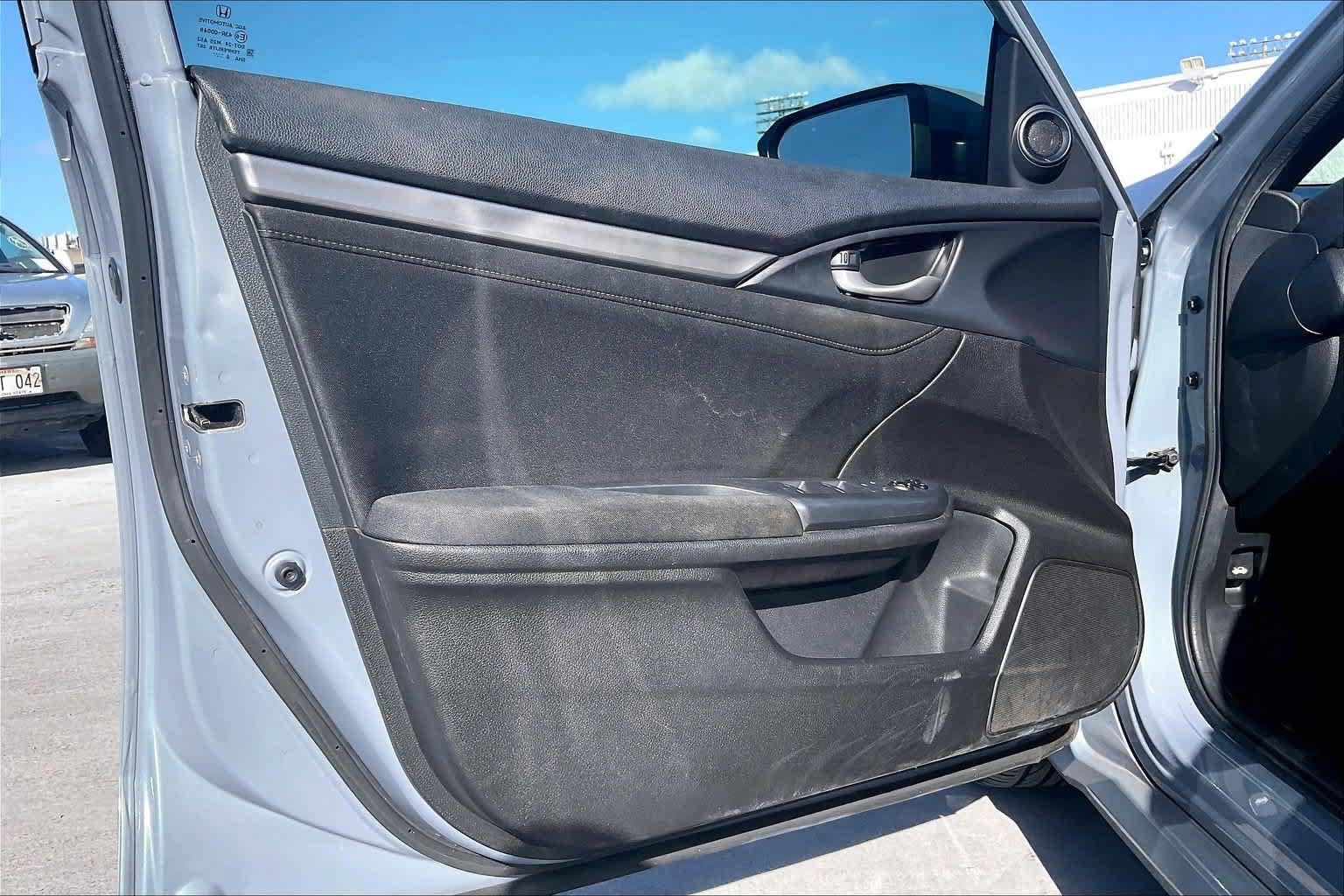Used 2021 Honda Civic EX image 27