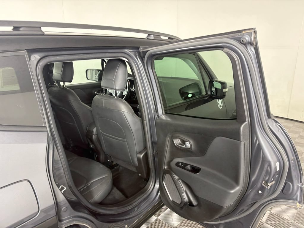 Used 2022 Jeep Renegade Limited AWD/4WD image 30