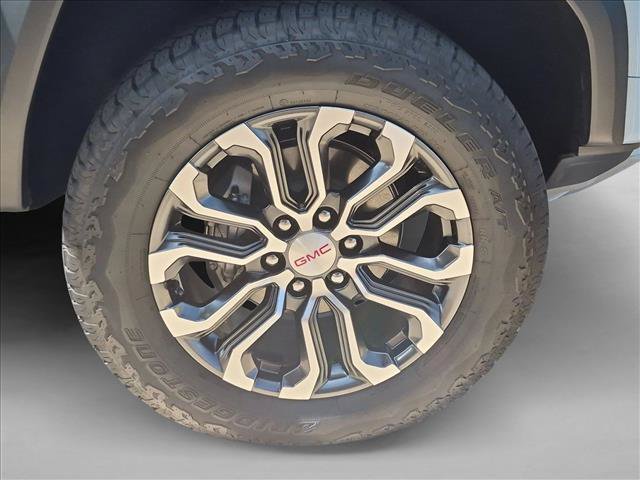 Used 2026 GMC Canyon Denali AWD/4WD image 24