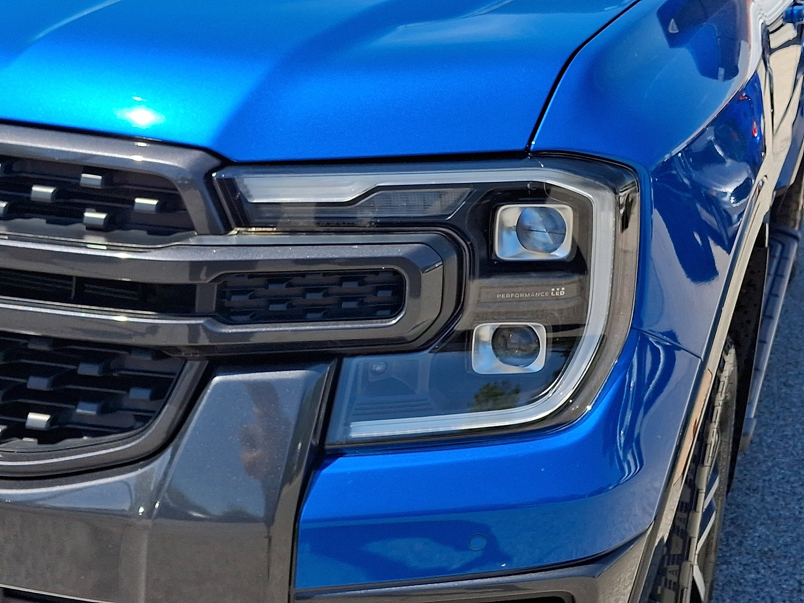 Certified 2024 Ford Ranger Lariat w/ Advanced Towing Package AWD/4WD image 12