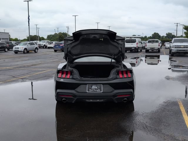 Certified 2024 Ford Mustang Coupe RWD image 7
