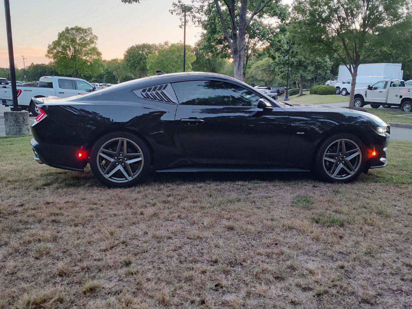 Certified 2024 Ford Mustang Coupe RWD image 6