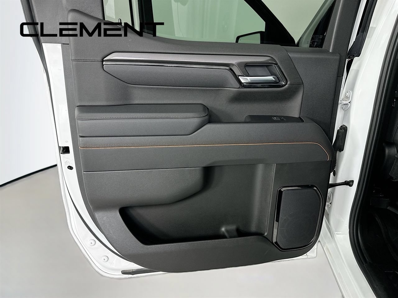Used 2025 GMC Sierra 1500 AT4 AWD/4WD image 31