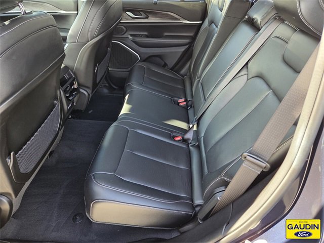 Used 2023 Jeep Grand Cherokee 30th Anniversary image 12