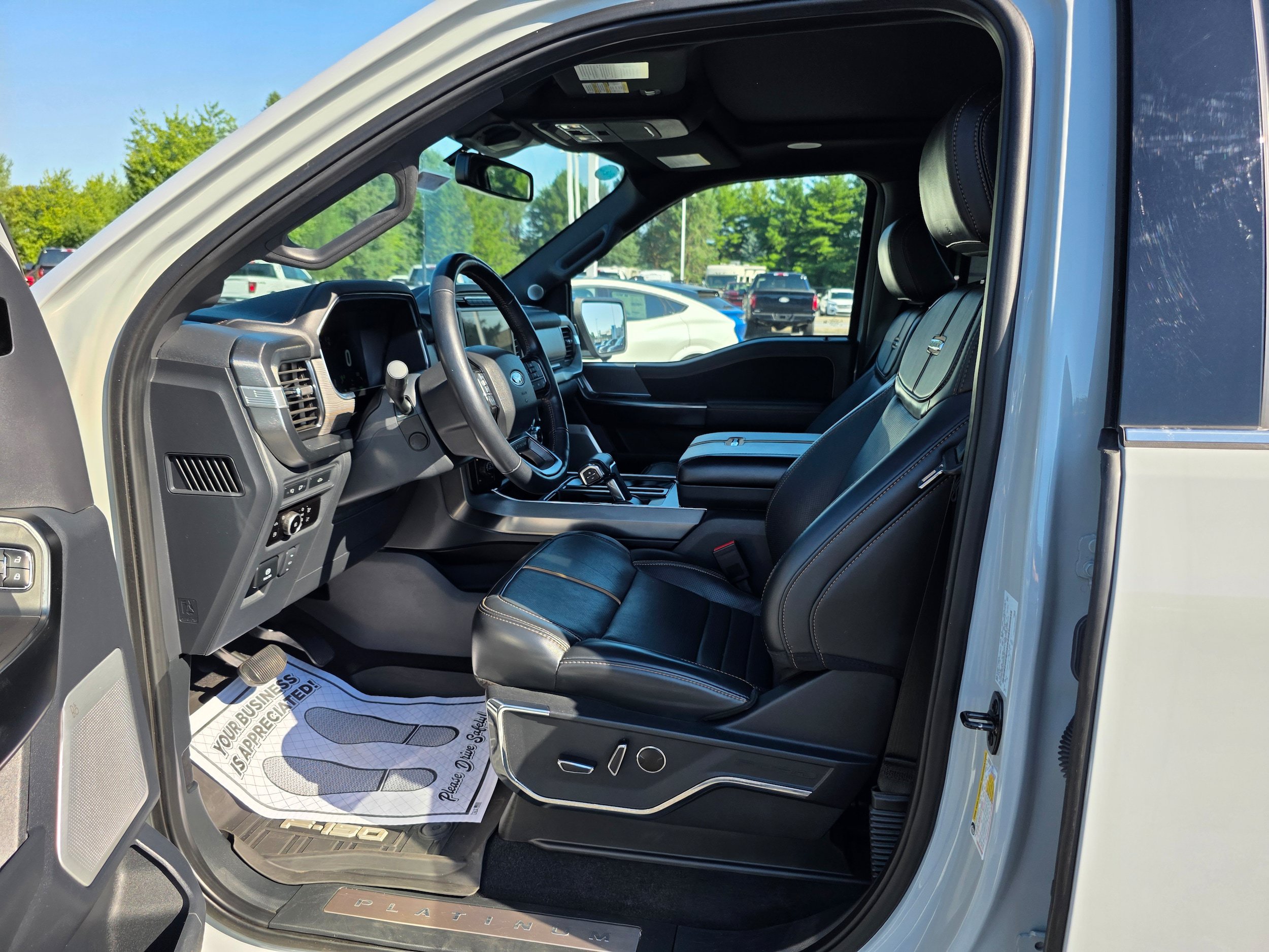 Certified 2023 Ford F150 Platinum w/ Equipment Group 701A High AWD/4WD image 21