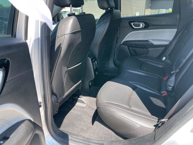 Used 2025 Jeep Compass Limited AWD/4WD image 18