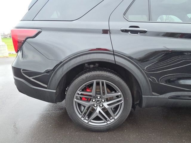 Certified 2025 Ford Explorer ST w/ Sun And Sound Package image 10