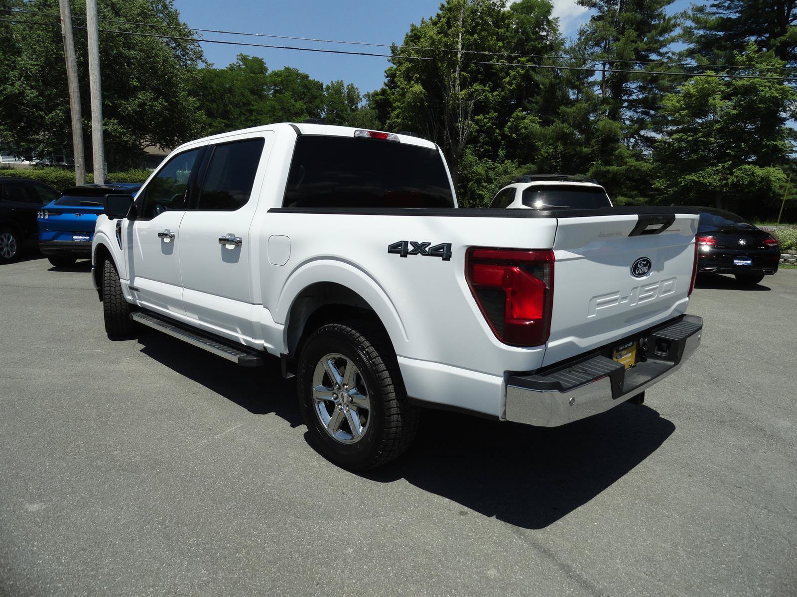 Certified 2024 Ford F150 XLT w/ Mobile Office Package AWD/4WD image 7