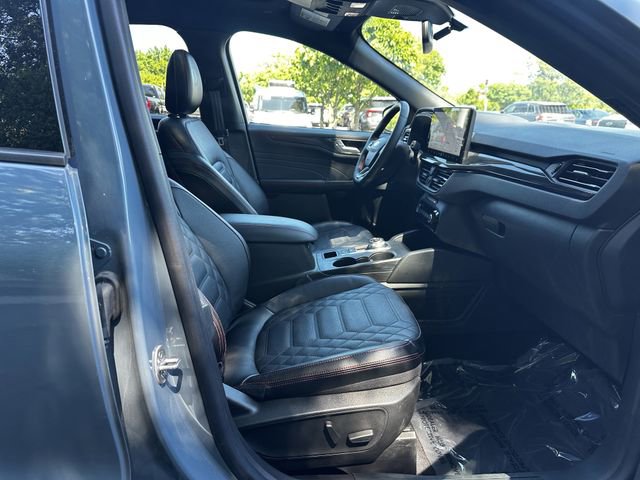 Certified 2023 Ford Escape ST-Line Elite w/ Premium Technology Package AWD/4WD image 35