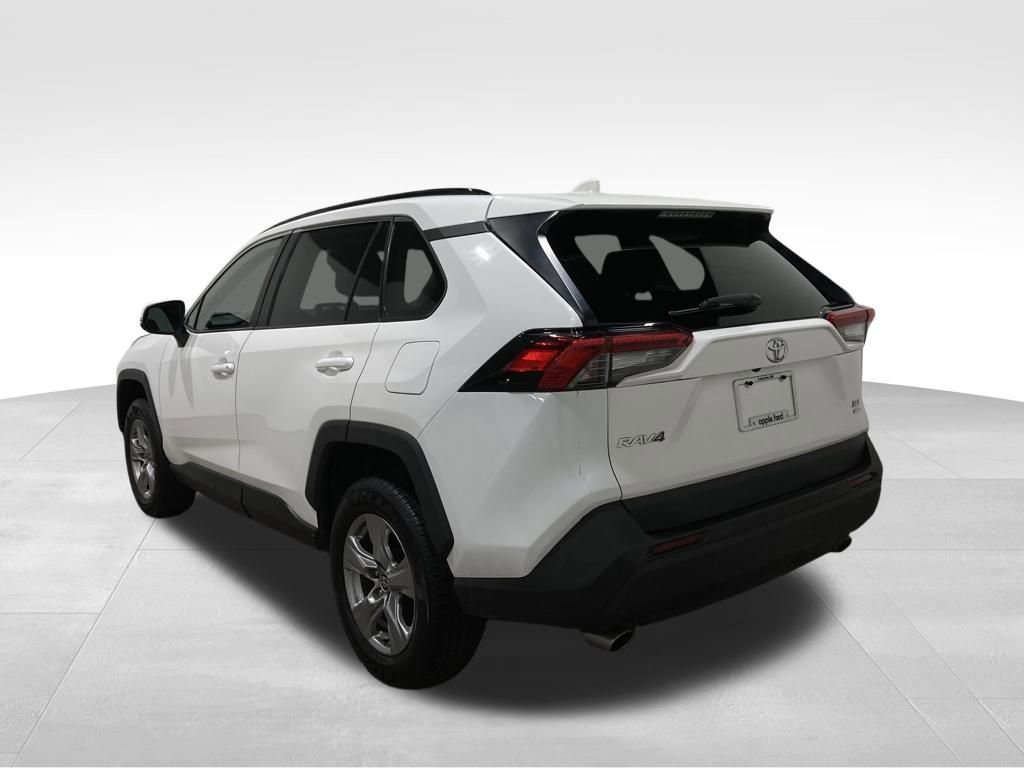 Used 2023 Toyota RAV4 XLE image 5