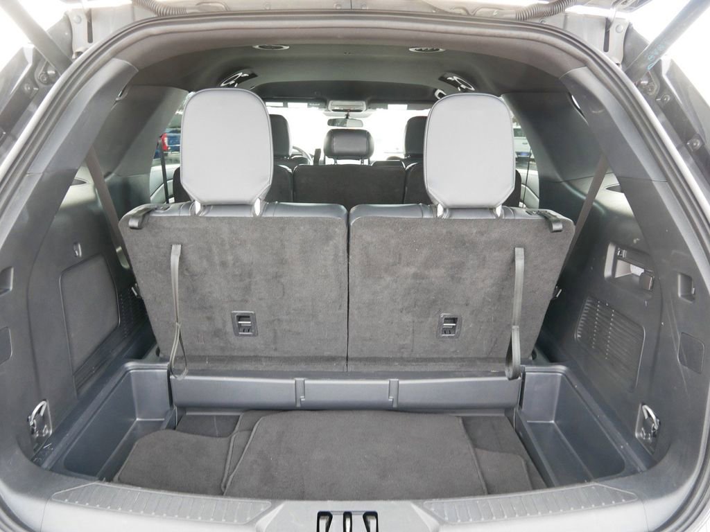 Certified 2025 Ford Explorer ST-Line w/ ST-Line Street Pack image 20