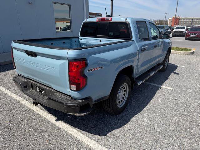 Used 2025 Chevrolet Colorado W/T w/ Advanced Trailering Package AWD/4WD image 8