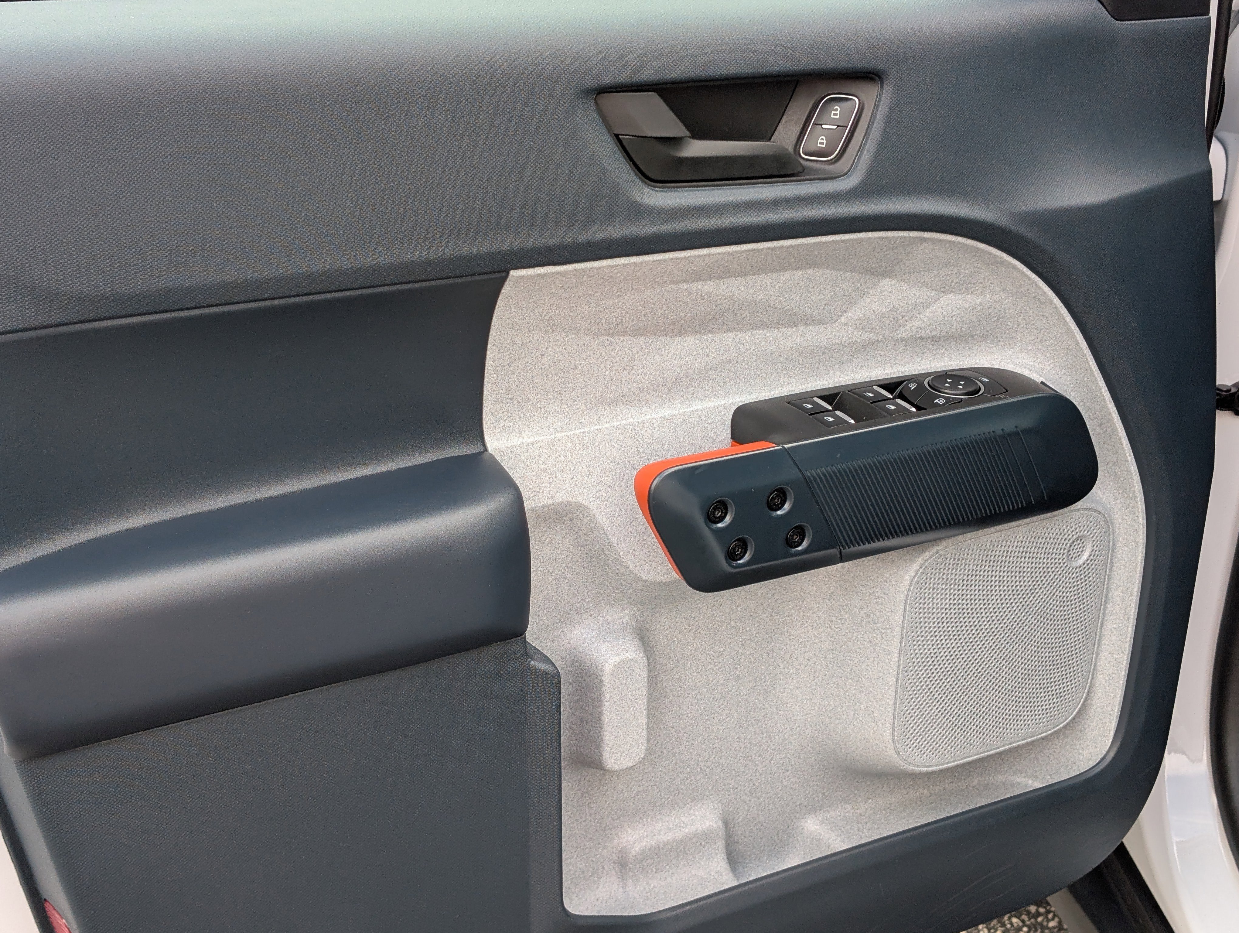 Certified 2024 Ford Maverick XLT w/ XLT Luxury Package image 17