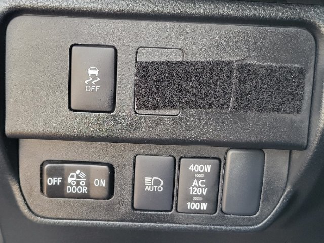 Used 2023 Toyota Tacoma TRD Off-Road w/ Black Out Package (TMS) AWD/4WD image 16