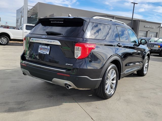 Certified 2023 Ford Explorer Limited image 3