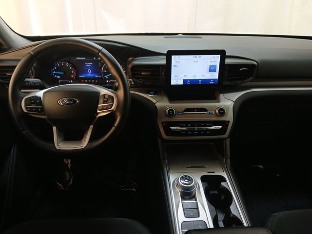 Certified 2022 Ford Explorer XLT image 7