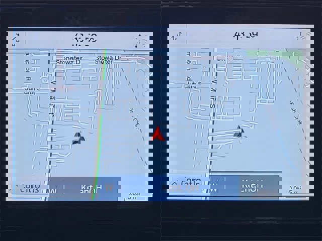 Certified 2022 Ford Explorer Limited w/ Equipment Group 301A image 29