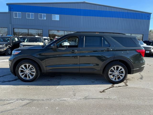 Certified 2022 Ford Explorer XLT w/ Equipment Group 202A image 2