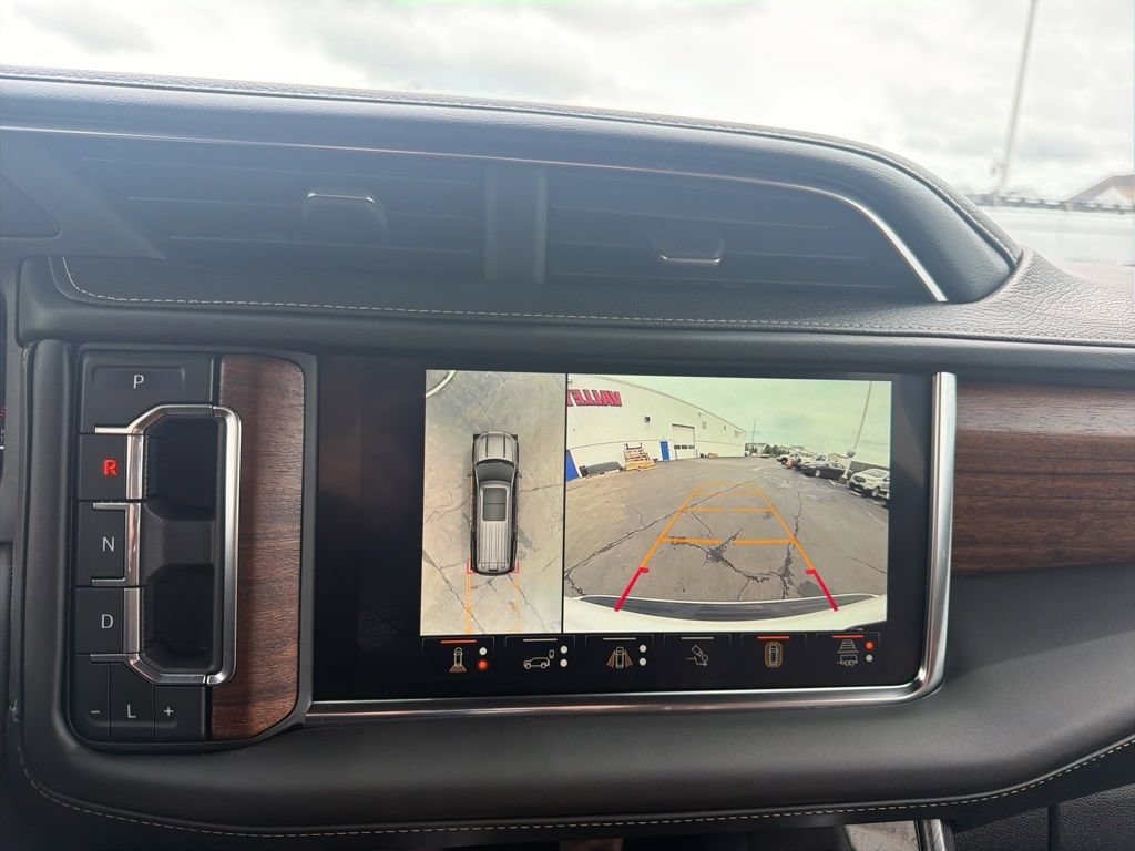 Used 2024 GMC Yukon Denali Ultimate AWD/4WD image 30