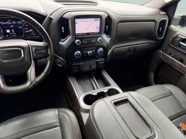 Used 2020 GMC Sierra 2500 Denali w/ Denali Ultimate Package AWD/4WD image 23