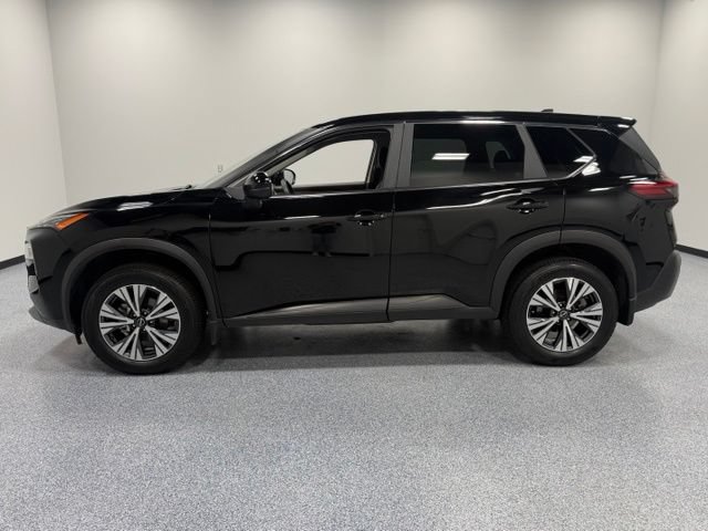 Used 2023 Nissan Rogue SV AWD/4WD image 8