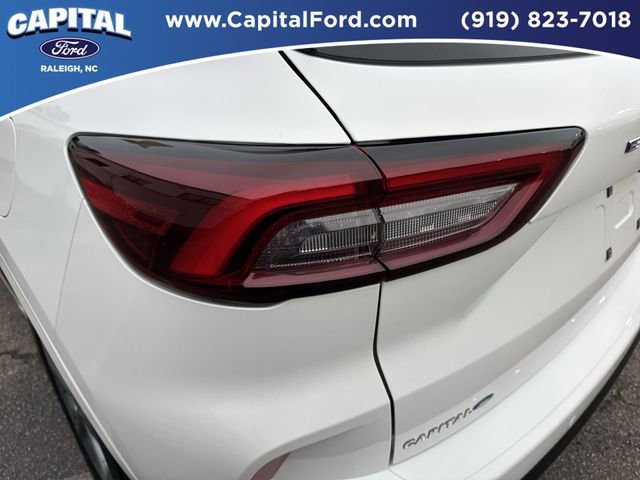 Certified 2024 Ford Escape ST-Line w/ Tech Pack #1 image 15