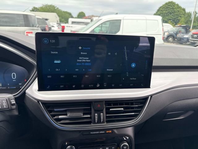 Certified 2024 Ford Escape Platinum image 30