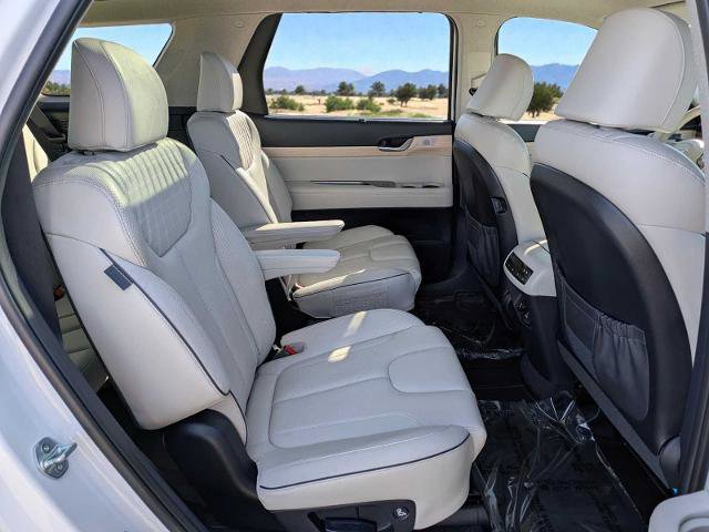 Used 2023 Hyundai Palisade Limited AWD/4WD image 23