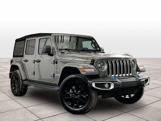 Used 2022 Jeep Wrangler Unlimited Sahara w/ Cold Weather Group AWD/4WD image 2