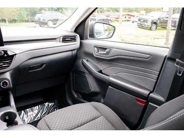 Certified 2025 Ford Escape Active AWD/4WD image 16