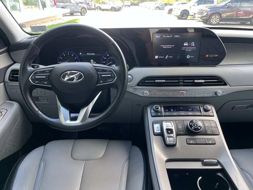 Used 2021 Hyundai Palisade SEL w/ Convenience Package AWD/4WD image 16