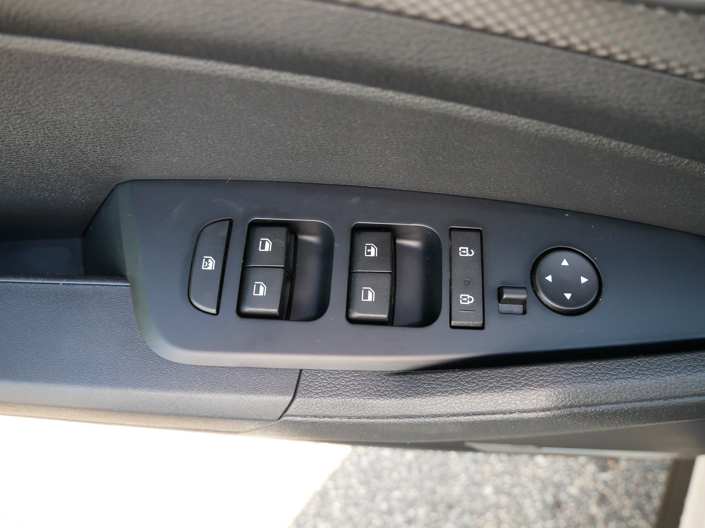 Used 2023 Kia Sportage LX image 20