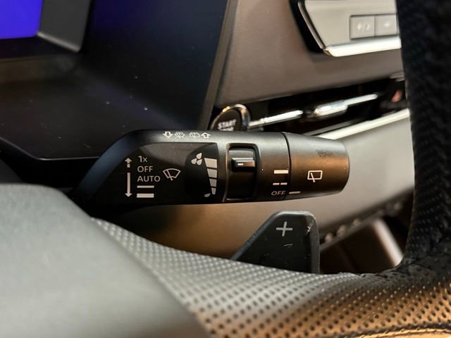 Used 2023 Mitsubishi Outlander SE Black Edition image 18