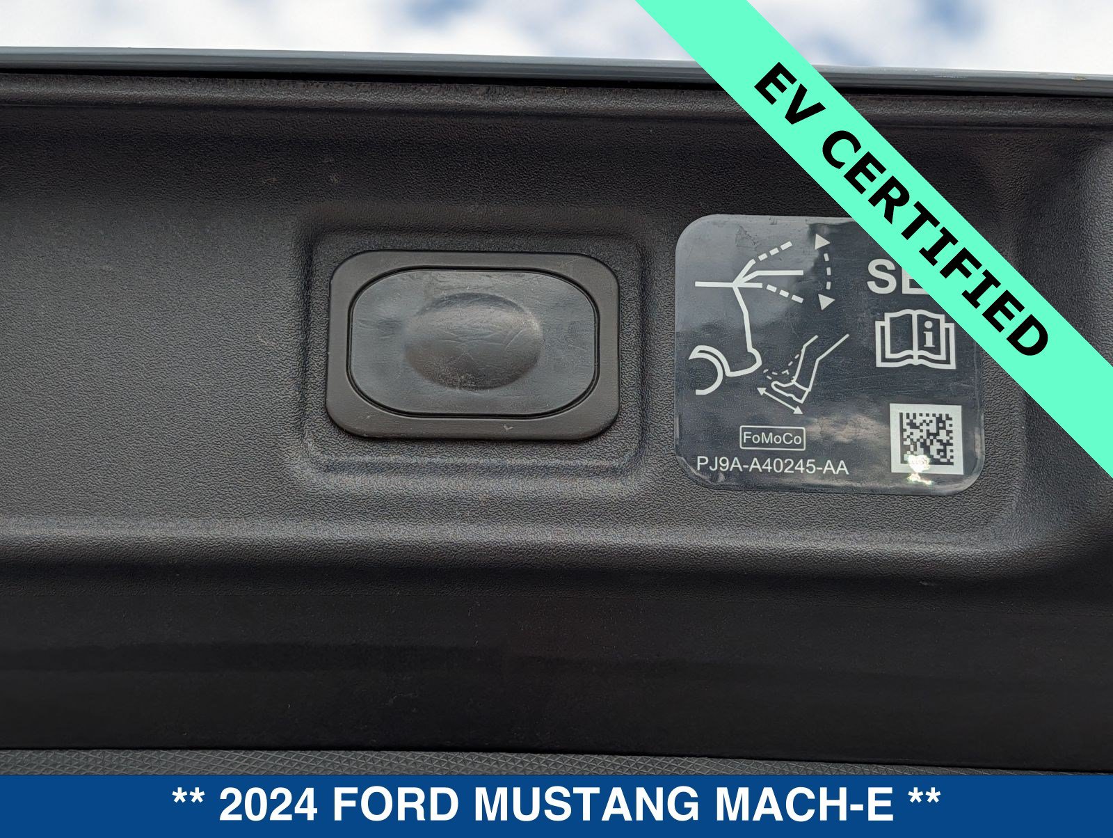 Certified 2024 Ford Mustang Mach-E Premium AWD/4WD image 15
