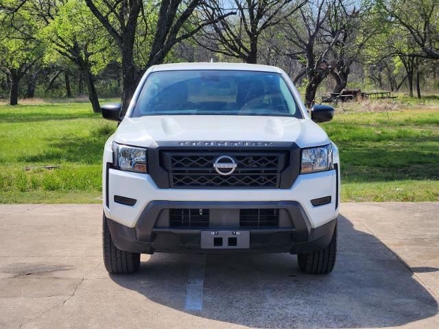 Used 2022 Nissan Frontier S w/ Technology Package RWD image 2