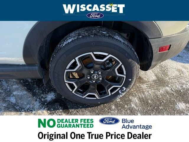 Certified 2025 Ford Bronco Sport Outer Banks w/ Outer Banks Tech Package+ AWD/4WD image 35