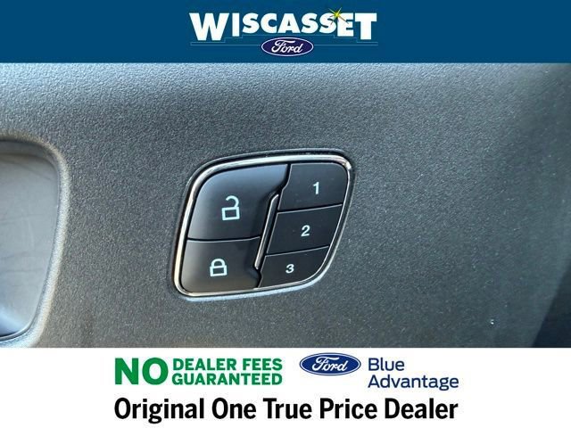 Certified 2025 Ford Bronco Sport Outer Banks w/ Outer Banks Tech Package+ AWD/4WD image 35