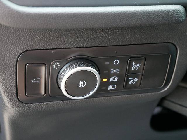 Certified 2025 Ford Escape ST-Line Select AWD/4WD image 19