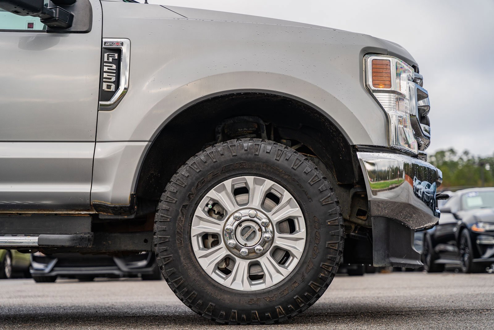 Certified 2020 Ford F250 XL w/ STX Appearance Package image 9
