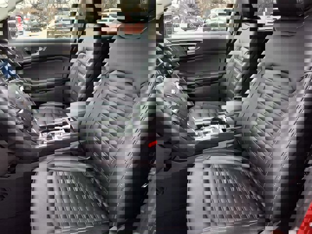 Certified 2024 Ford Edge SEL w/ Convenience Package image 6