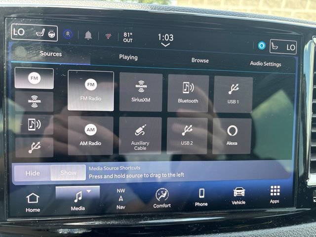 Used 2024 Chrysler Pacifica Limited FWD image 22