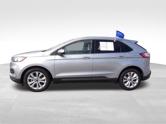 Certified 2020 Ford Edge Titanium image 2