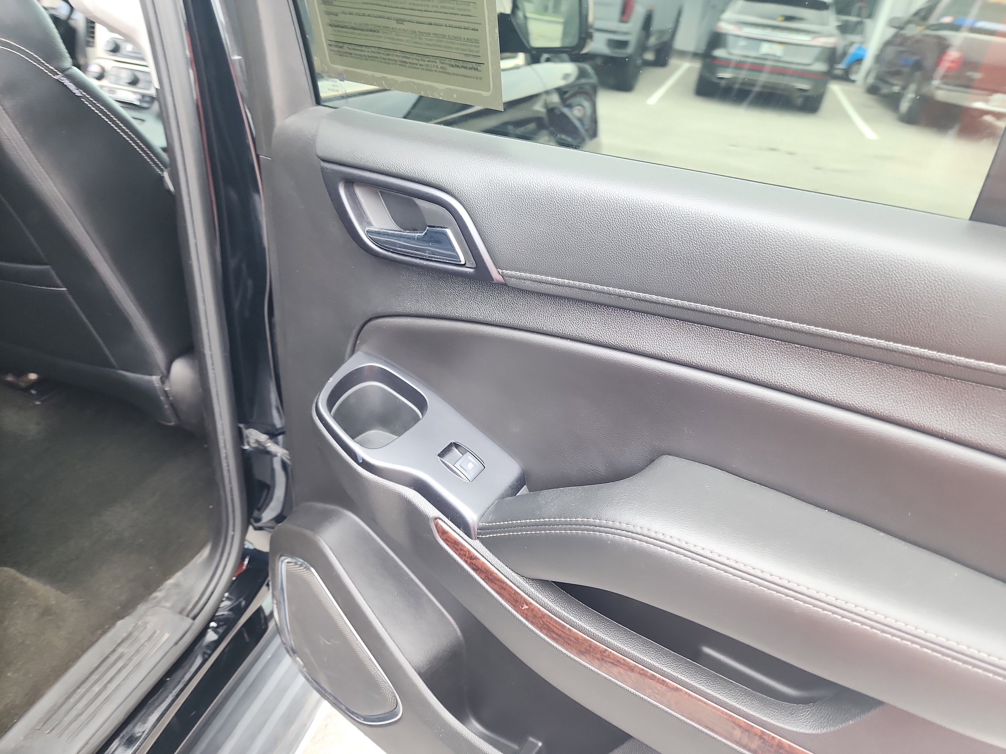Used 2018 GMC Yukon SLE RWD image 27