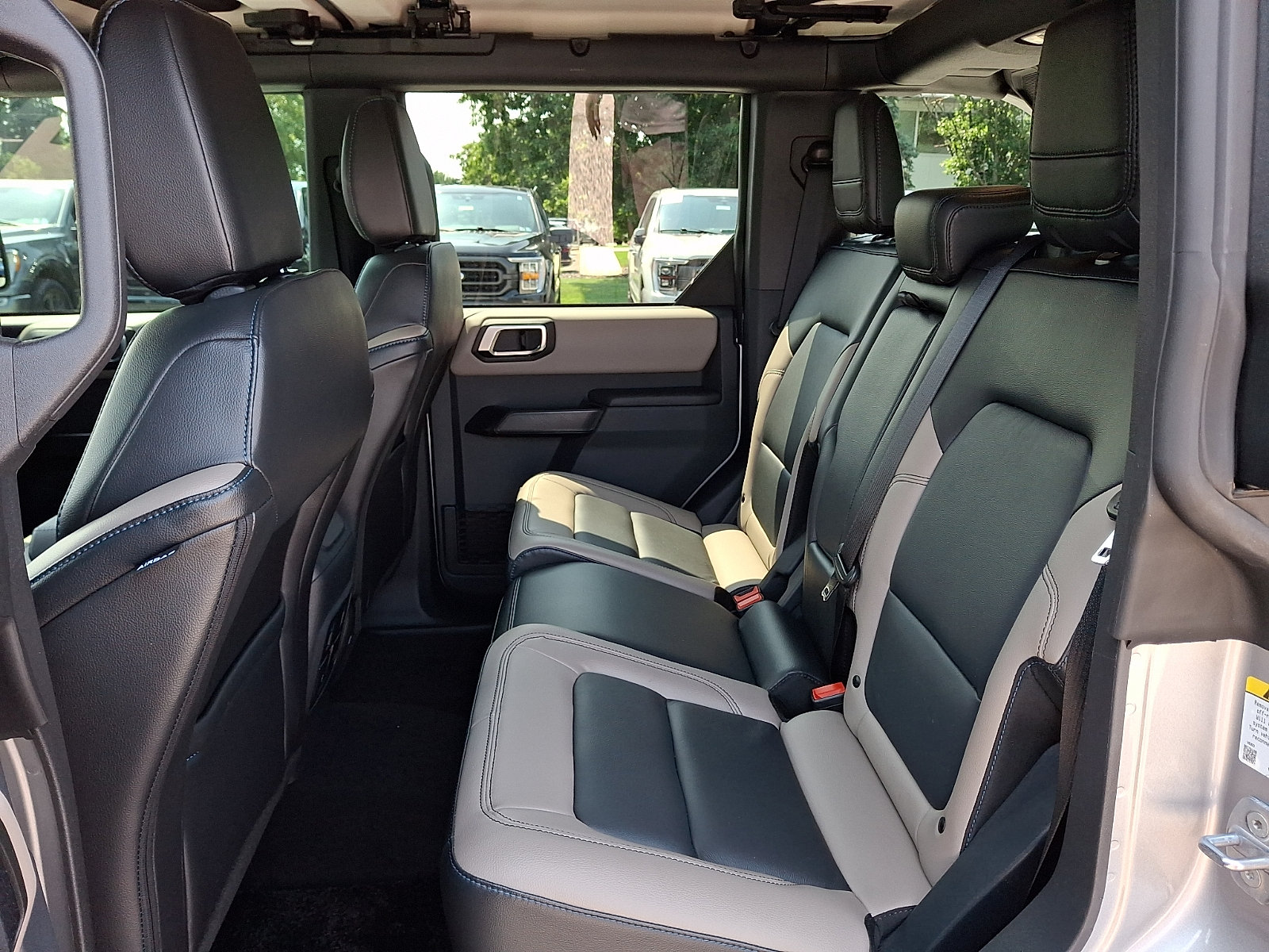 Certified 2024 Ford Bronco Wildtrak AWD/4WD image 13