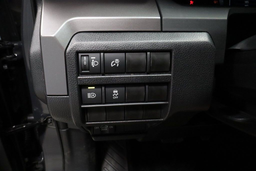 Used 2025 Toyota Tacoma SR5 image 24