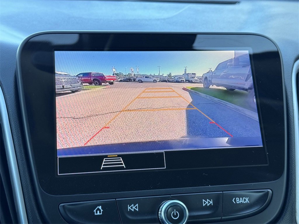 Used 2023 Chevrolet Malibu LT image 12