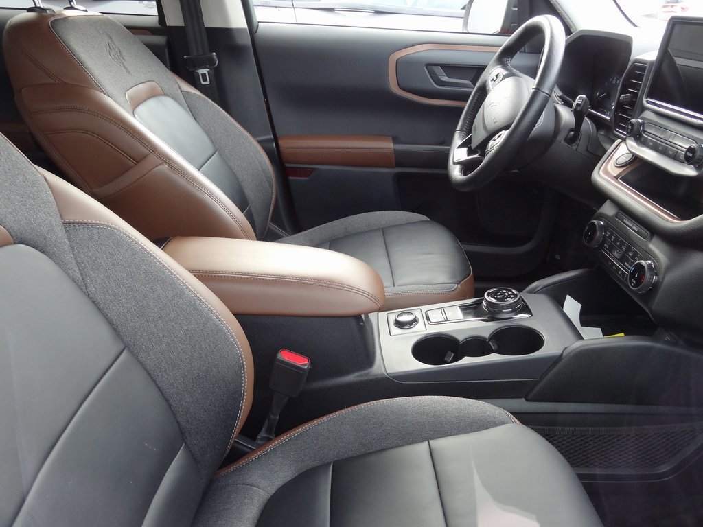 Certified 2022 Ford Bronco Sport Outer Banks w/ Tech Package image 9