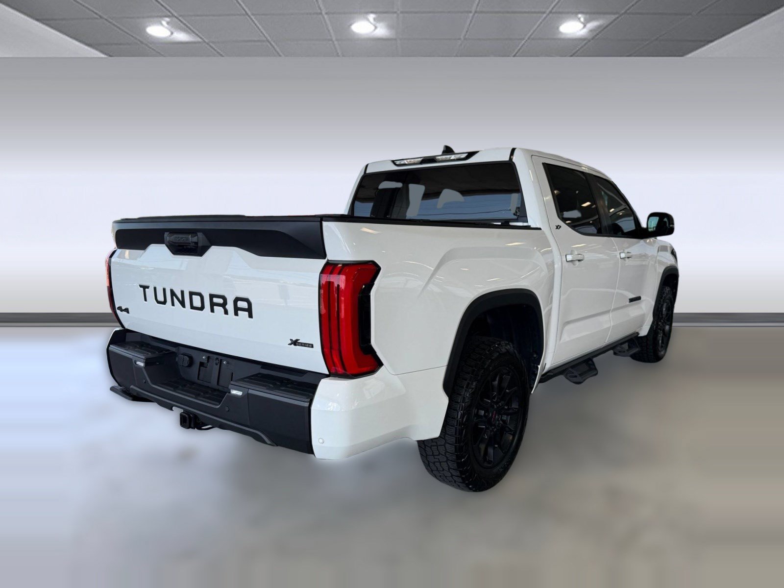 Used 2024 Toyota Tundra SR5 w/ SR5 Premium Package AWD/4WD image 9
